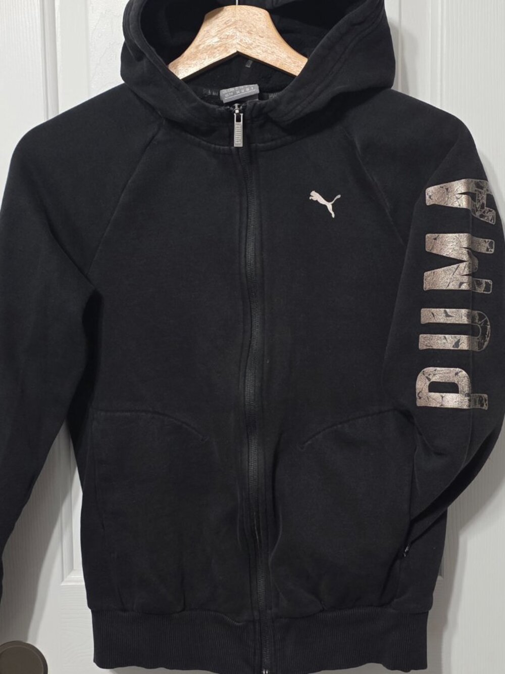Black PUMA Zip up hoodie, XS